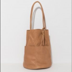 ARE studio barrel tote